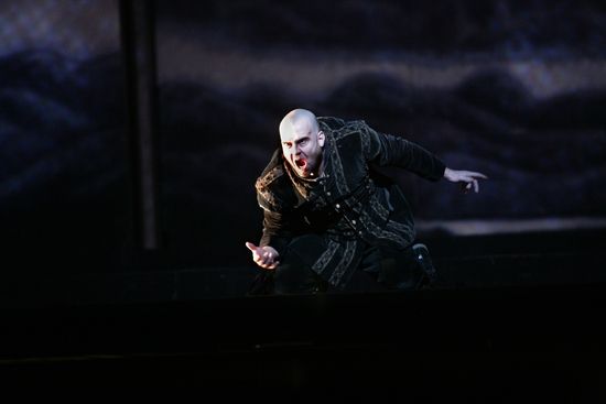 Photos: Houston Grand Opera's RIGOLETTO — photo 1 of 5