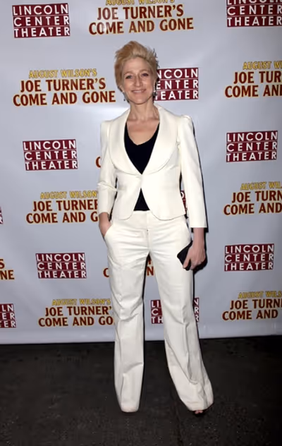 Edie Falco Photo