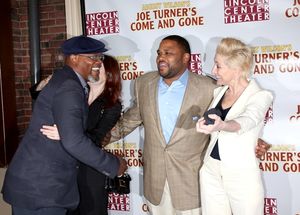 Samuel Jackson, Julianne Moore, Anthony Anderson and Edie Falco @ BroadwayWorld Samuel Jackson, Julianne Moore, Anthony Anderson and Edie Falco Photo