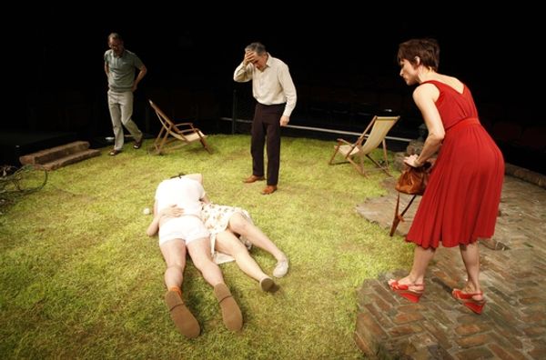 Paul Ritter, Stephen Mangan, Jessica Hynes, Ben Miles, and Amelia Bullmore Photo