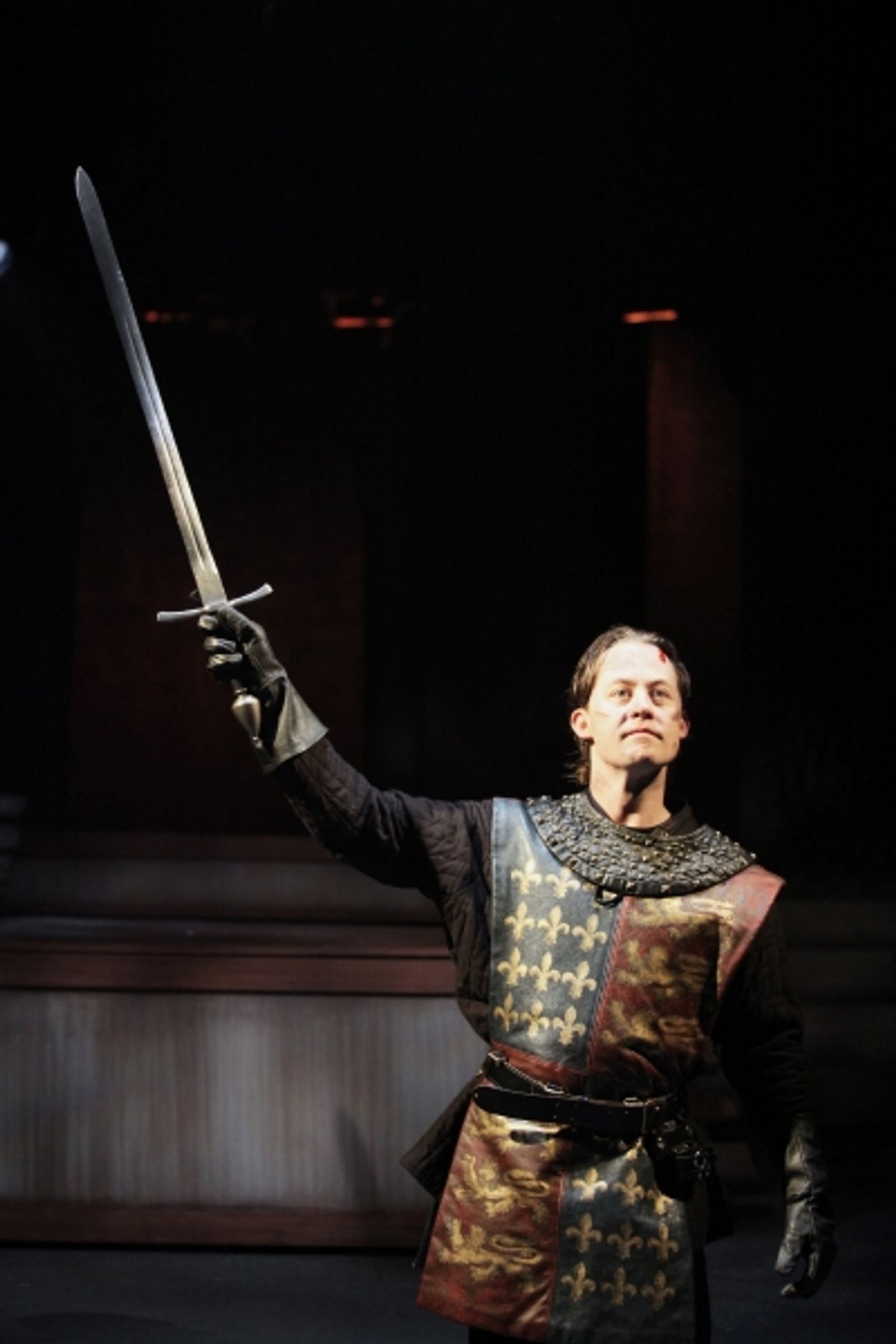 Photo Flash: First Look at Cincinnati Shakespeare Company's HENRY V  Image