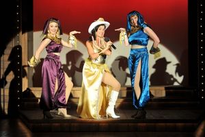 Cathy Schenkelberg, Becky Saunders, Michelle Foletta @ BroadwayWorld Cathy Schenkelberg, Becky Saunders, Michelle Foletta Photo