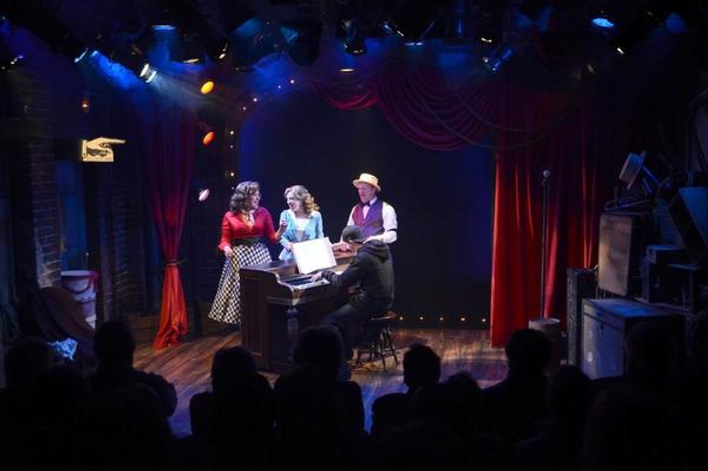Photo Flash: First Look at Walnut Street Theatre's I LOVE A PIANO  Image