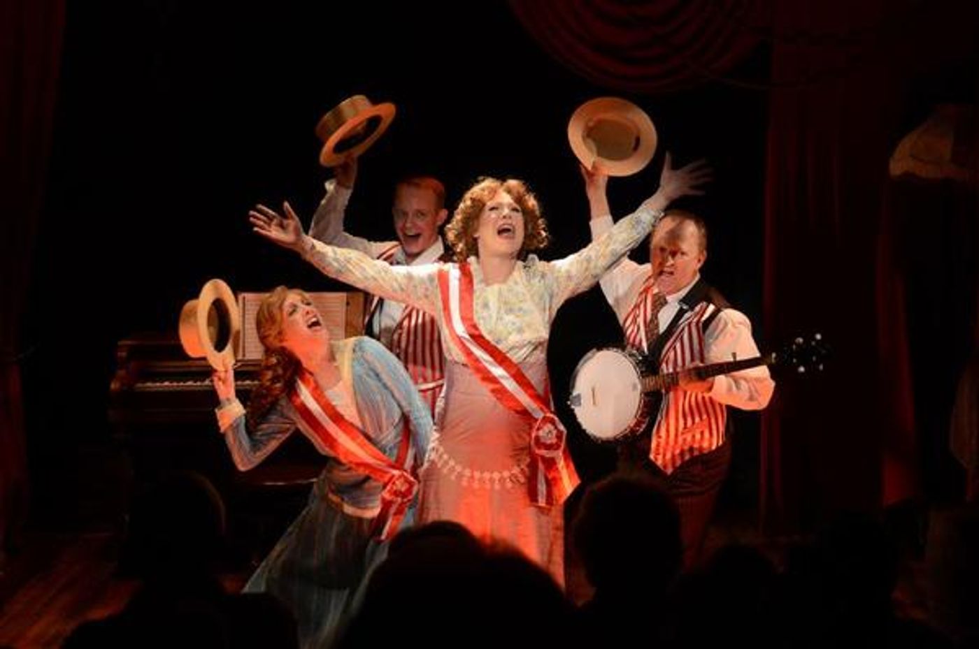 Photo Flash: First Look at Walnut Street Theatre's I LOVE A PIANO  Image