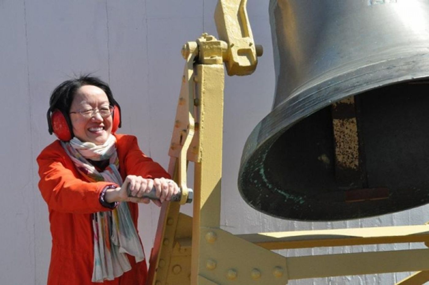 Photo Flash: South Street Seaport Museum Celebrates 'Opening Day at Pier 16' Photo Flash: South Street Seaport Museum Celebrates 'Opening Day at Pier 16' Image