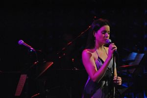 Jenna Leigh Green Photo