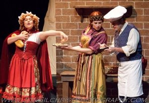 Natalie MacRae, Caitlin O’Brien, Steven Russell @ BroadwayWorld Natalie MacRae, Caitlin O’Brien, Steven Russell Photo