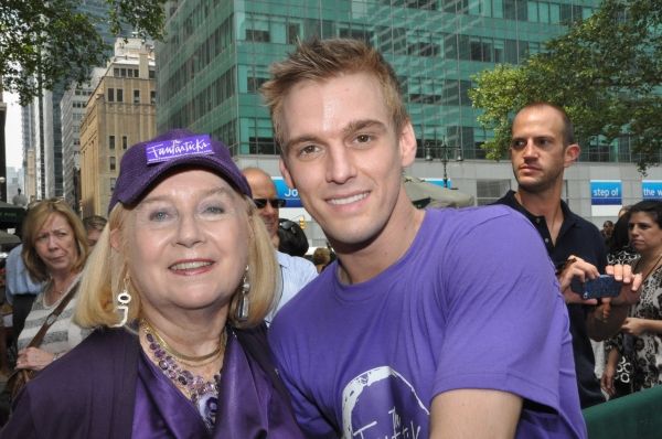 Pat Addiss and Aaron Carter Photo