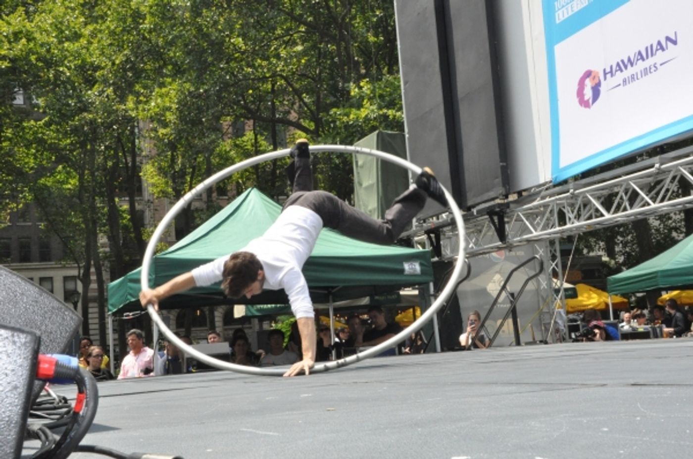 Photo Coverage: FANTASTICKS, VOCA PEOPLE, and More Play Broadway In Bryant Park!  Image