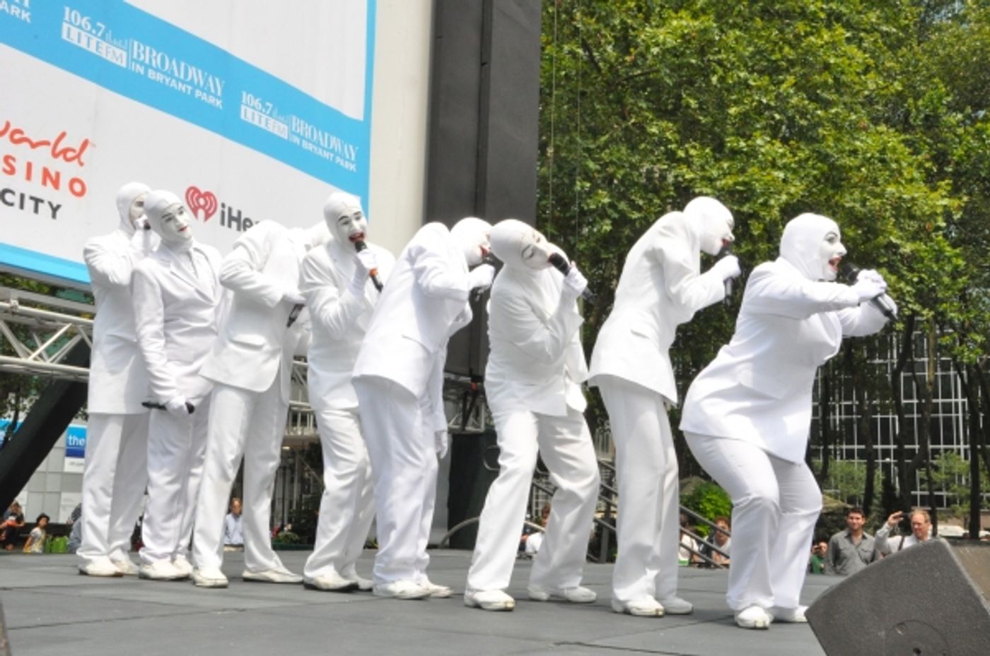 Photo Coverage: FANTASTICKS, VOCA PEOPLE, and More Play Broadway In Bryant Park!  Image