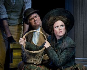 Kimberly Doreen Burns and @ BroadwayWorld Kimberly Doreen Burns and Photo