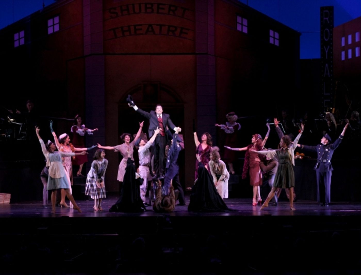 Photo Flash: Jesse Tyler Ferguson, Richard Kind & More in THE PRODUCERS at The Hollywood Bowl, Part 1!  Image