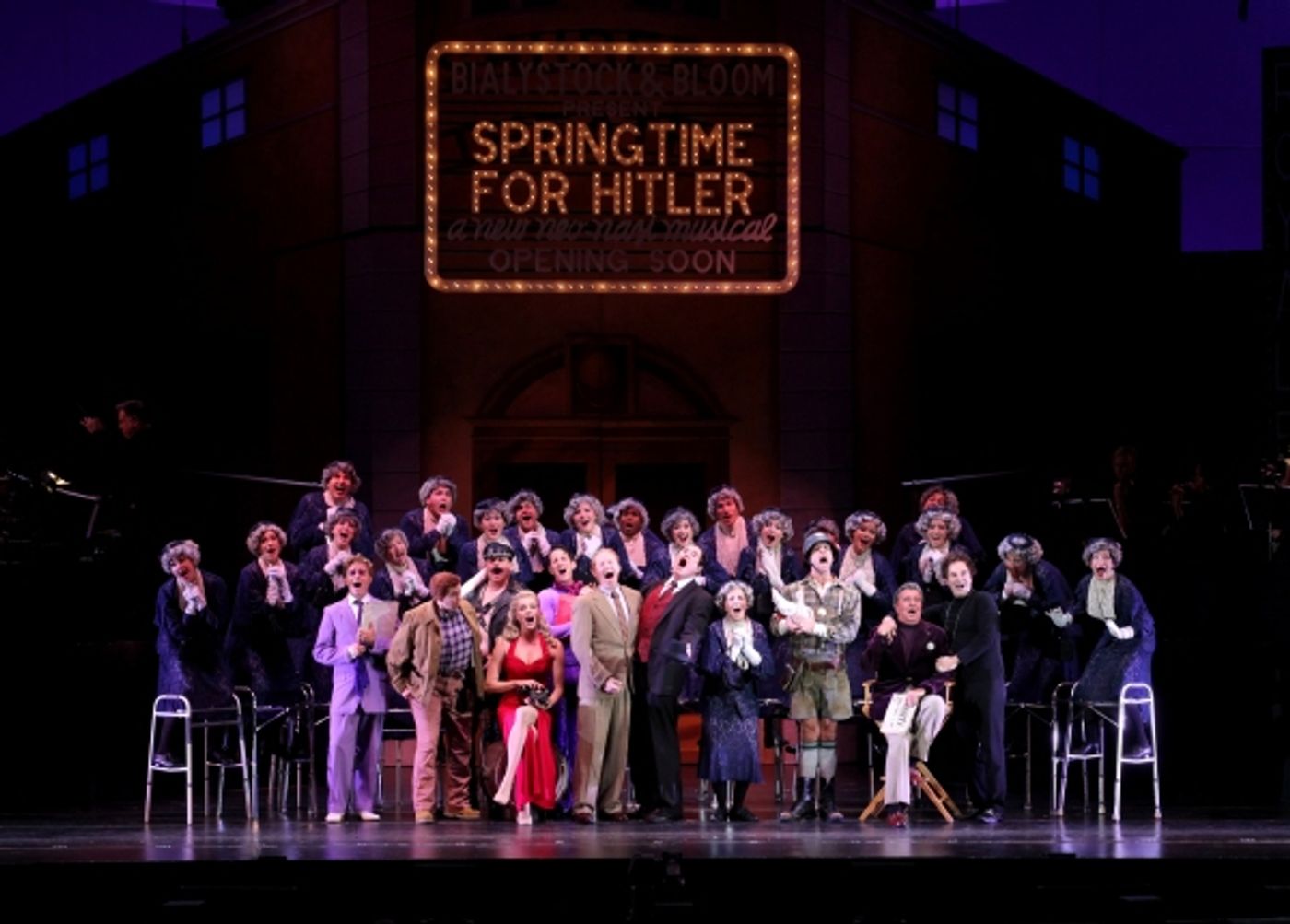 Photo Flash: Jesse Tyler Ferguson, Richard Kind & More in THE PRODUCERS at The Hollywood Bowl, Part 1!  Image