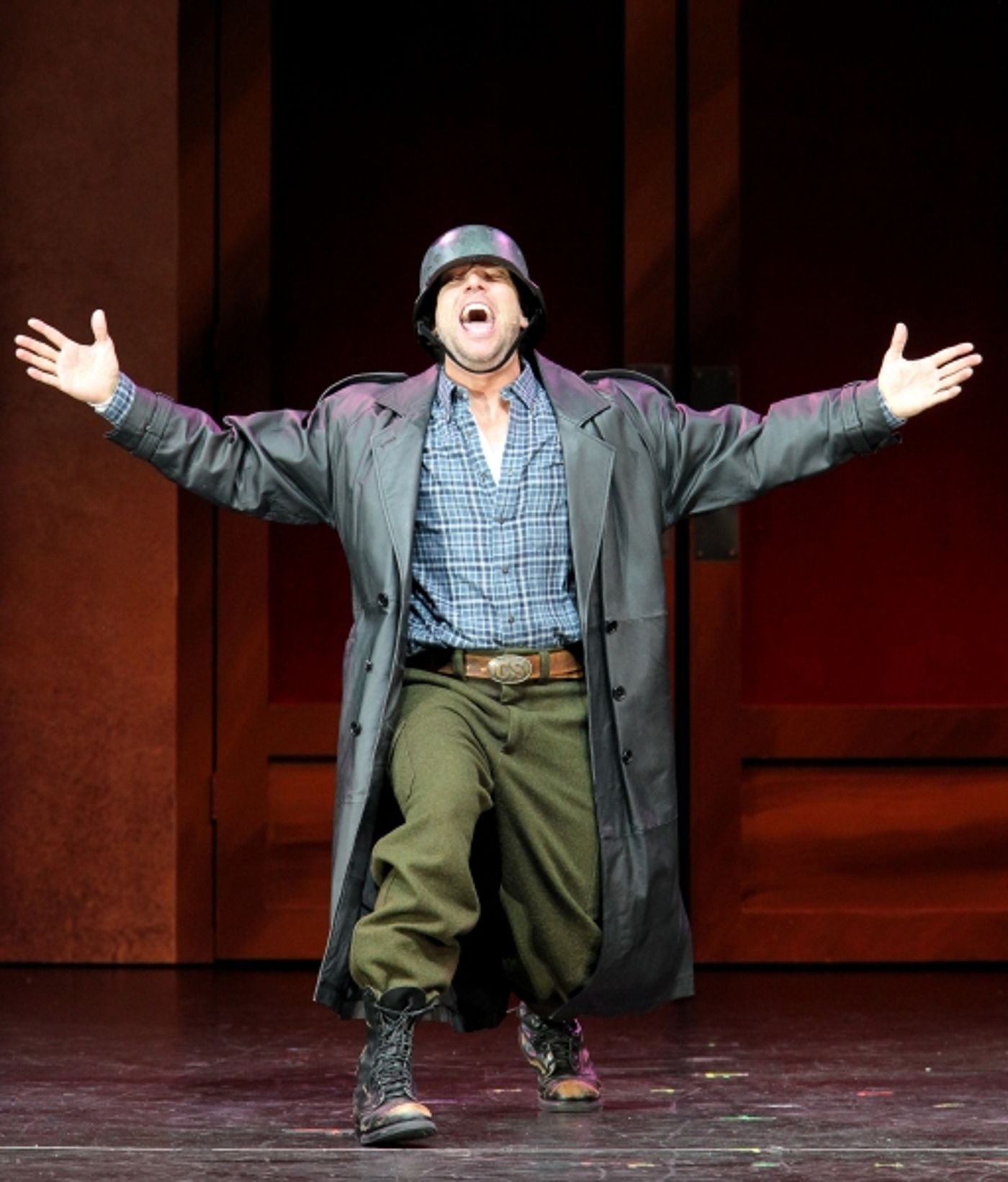 Photo Flash: Jesse Tyler Ferguson, Richard Kind and More in THE PRODUCERS at The Hollywood Bowl, Part 2! Photo Flash: Jesse Tyler Ferguson, Richard Kind and More in THE PRODUCERS at The Hollywood Bowl, Part 2! Image