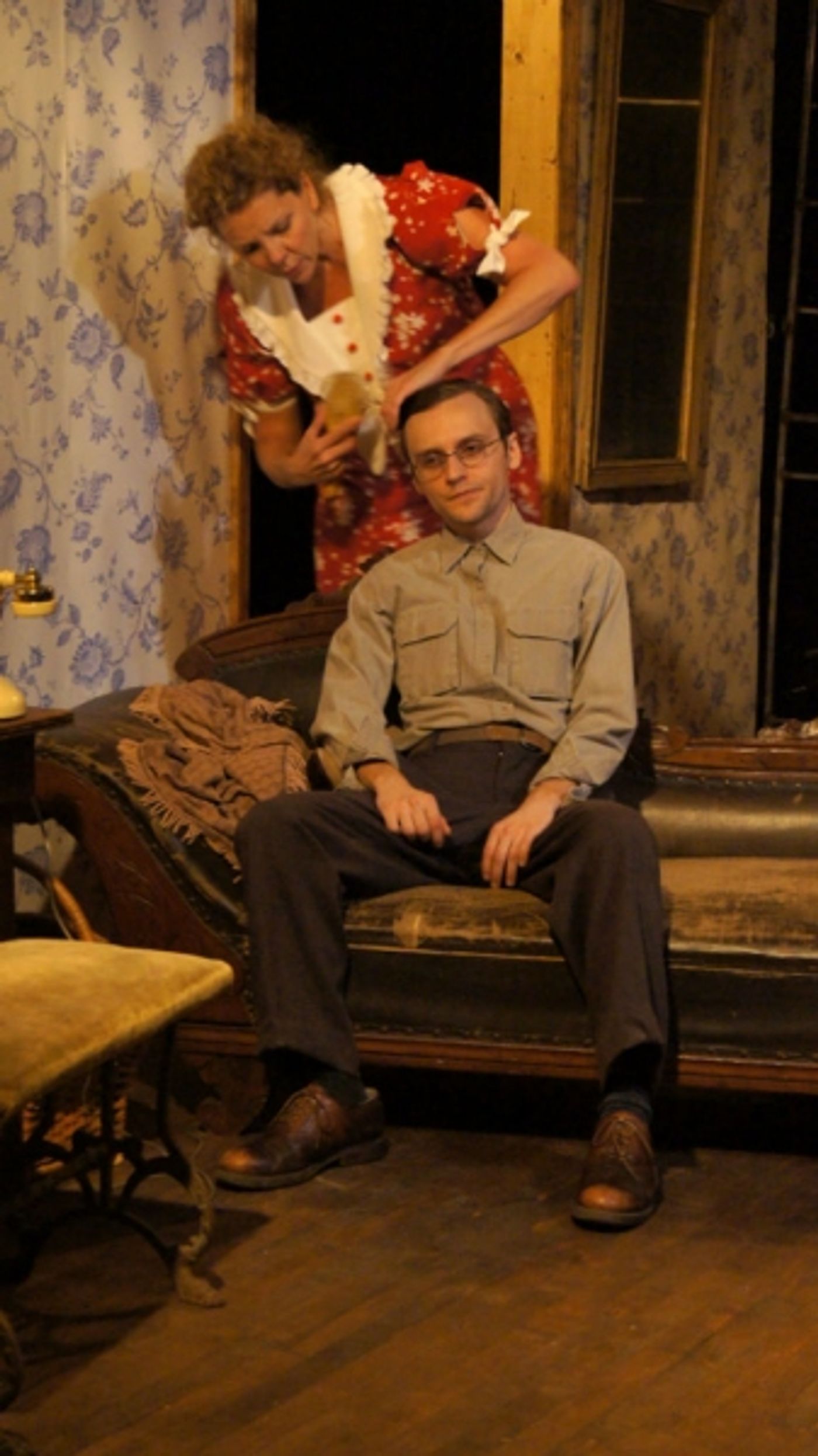 Photo Flash: First Look at Jacqueline Grandt, Ryan Heindl & More in Redtwist's THE GLASS MENAGERIE  Image