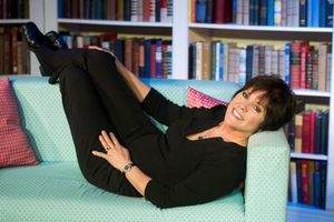 Joyce DeWitt Photo