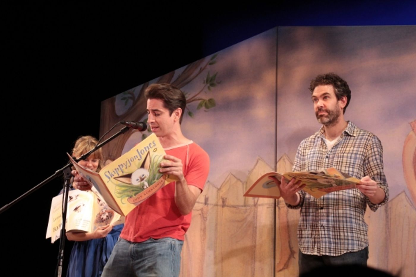 Photo Coverage: PETER AND THE STARCATCHER Cast Visits SKIPPYJON JONES!  Image