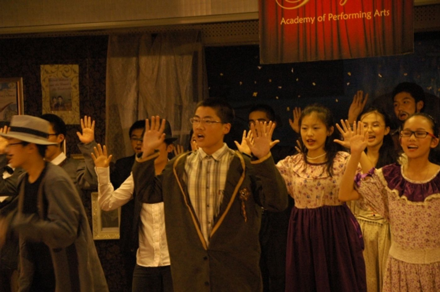 Photo Flash: Beijing Playhouse's SHERLOCK HOLMES AND THE HOUND OF THE BASKERVILLES  Image