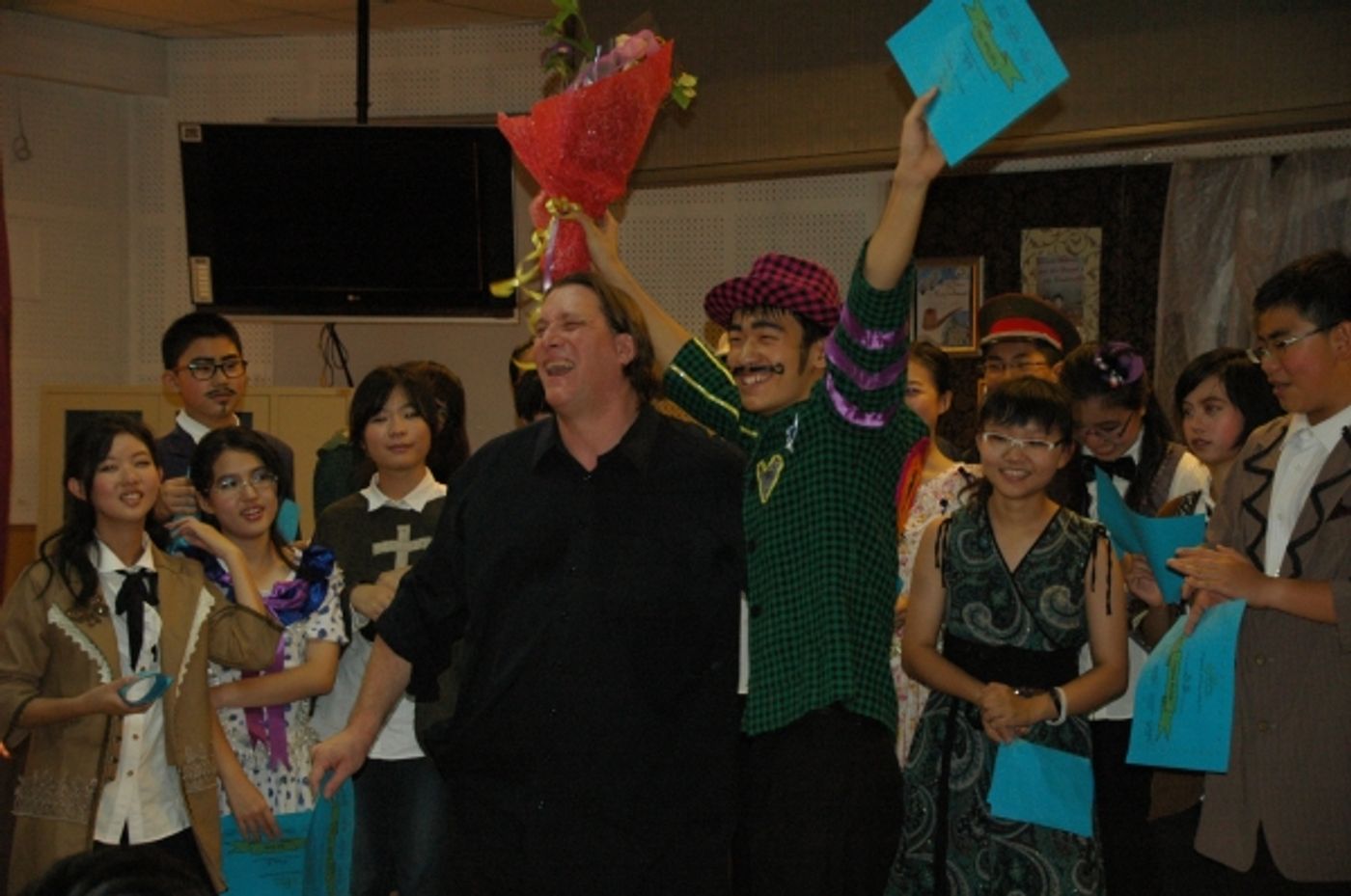 Photo Flash: Beijing Playhouse's SHERLOCK HOLMES AND THE HOUND OF THE BASKERVILLES  Image