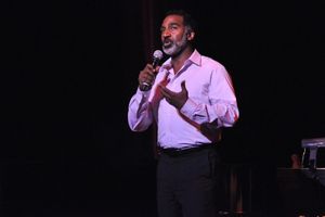 Norm Lewis Photo