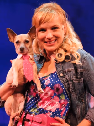 Kelly Felthouse and "Bruiser"
@ BroadwayWorld Kelly Felthouse and "Bruiser"
Photo