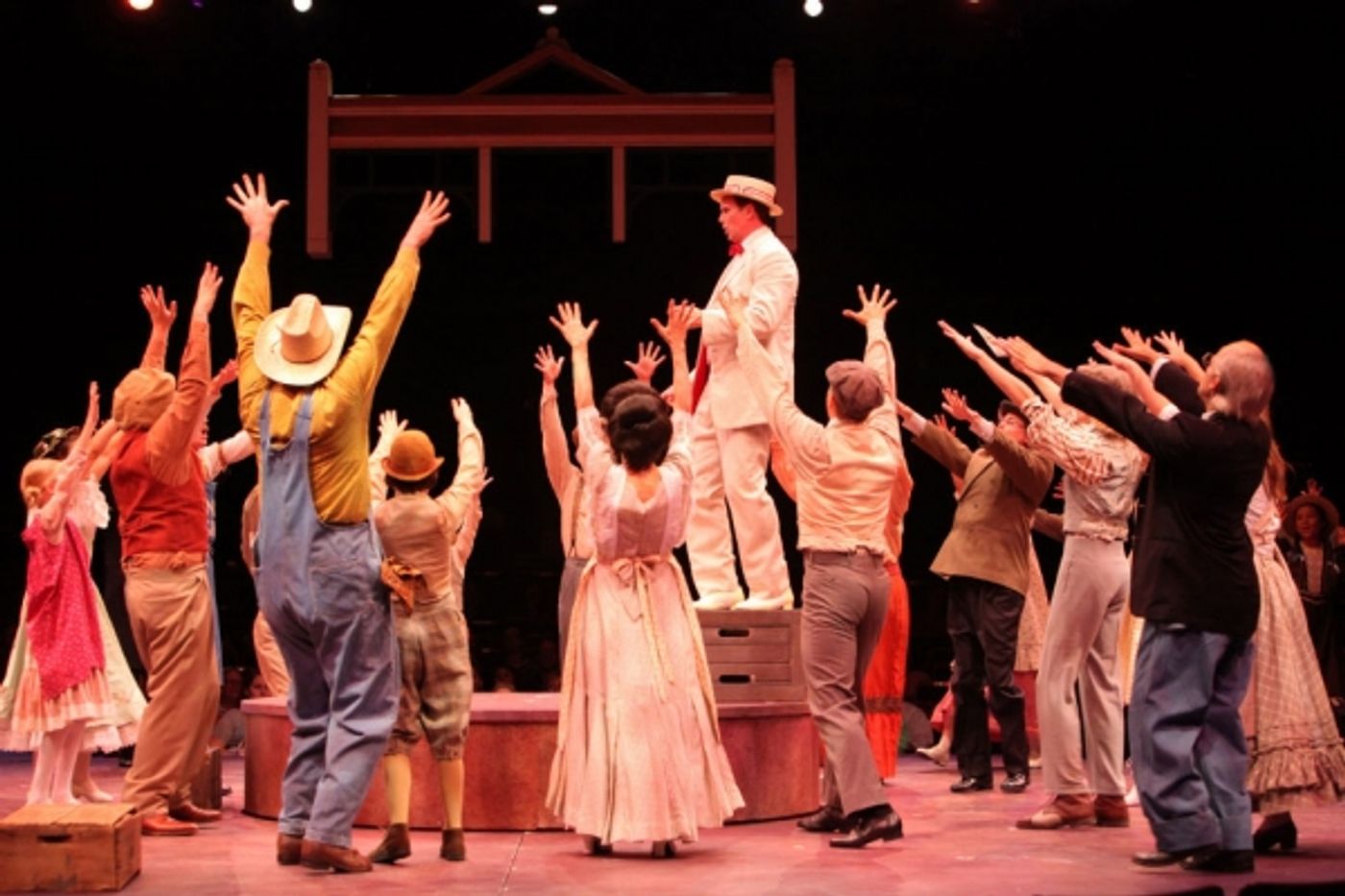 Photo Flash: First Look at Patrick Cassidy, Shirley Jones and More in Music Circus' THE MUSIC MAN  Image