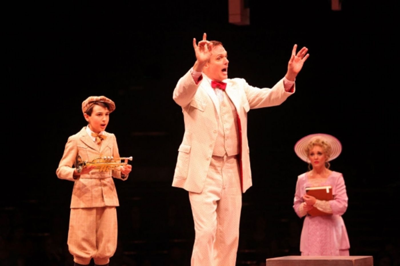 Photo Flash: First Look at Patrick Cassidy, Shirley Jones and More in Music Circus' THE MUSIC MAN  Image