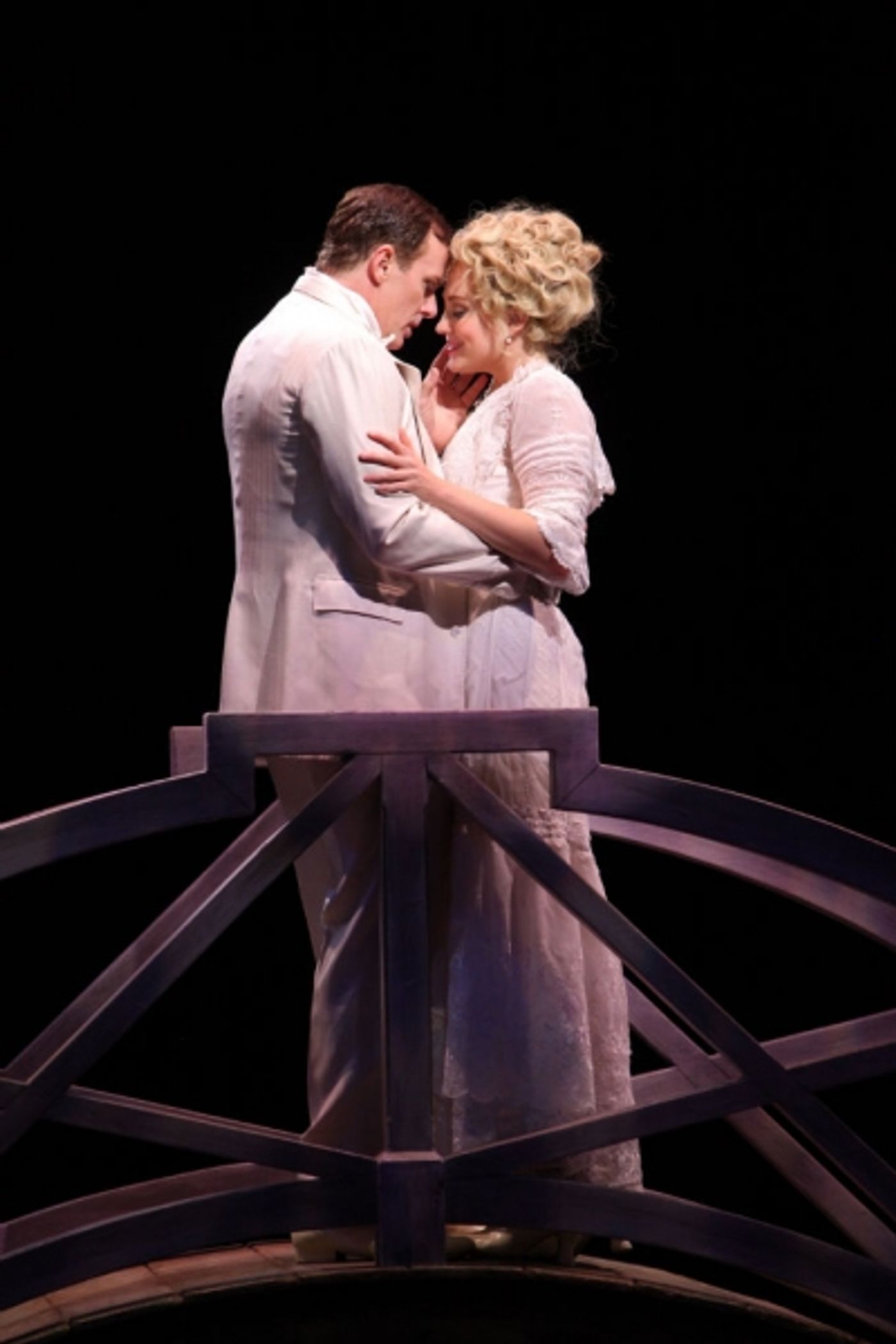 Photo Flash: First Look at Patrick Cassidy, Shirley Jones and More in Music Circus' THE MUSIC MAN  Image
