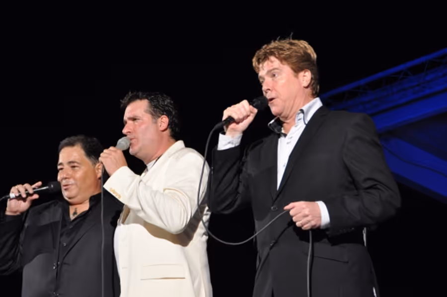 Photo Coverage: New York Tenors Play Long Island!  Image