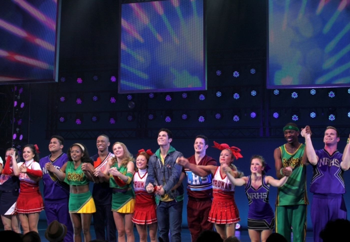 Photo Coverage: BRING IT ON's Spirit-Filled Opening Night Curtain Call! Image