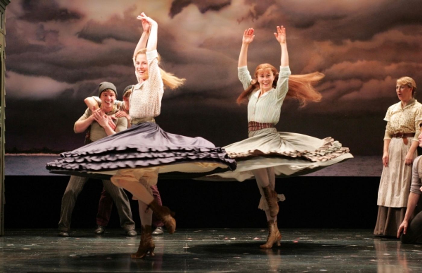 Photo Flash: First Look at Teal Wicks, James Snyder and More in Goodspeed's CAROUSEL  Image