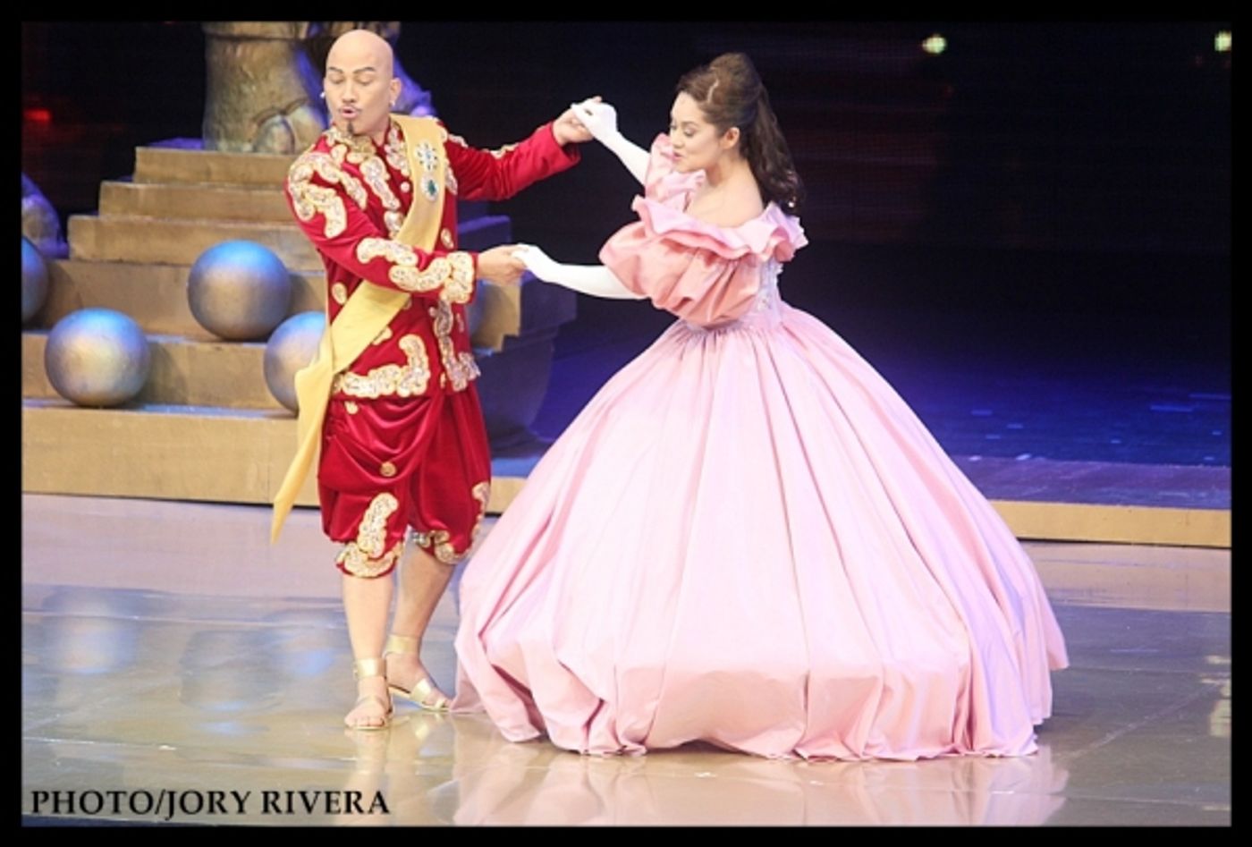 Photo Flash: More Photos from THE KING AND I Press Launch  Image
