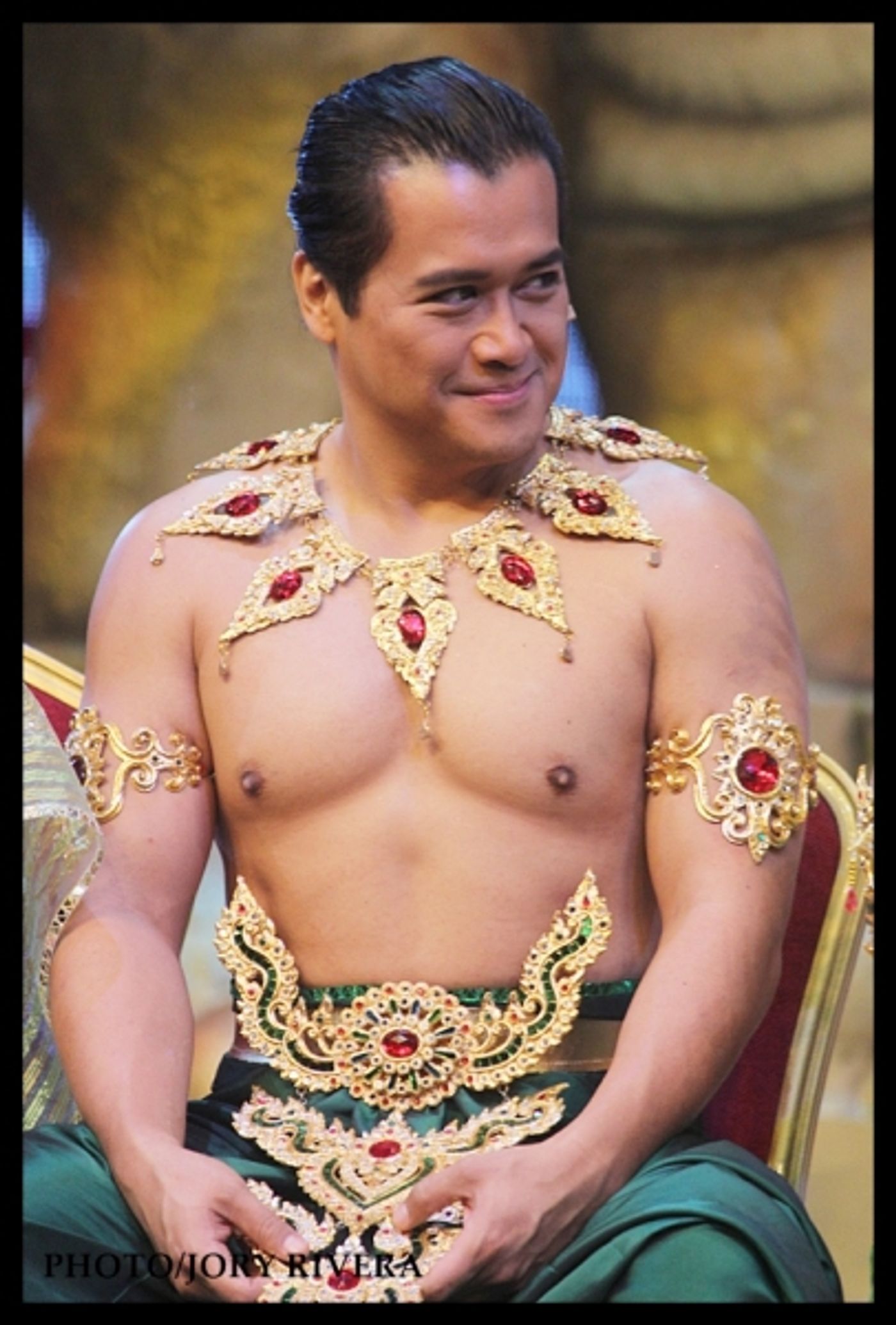 Photo Flash: More Photos from THE KING AND I Press Launch  Image