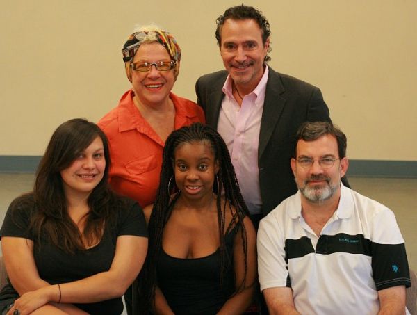 Camille Saviola, Tony Spinosa, Liz Malarkey, Shyko Amos and Tom Coash (Veils) Photo