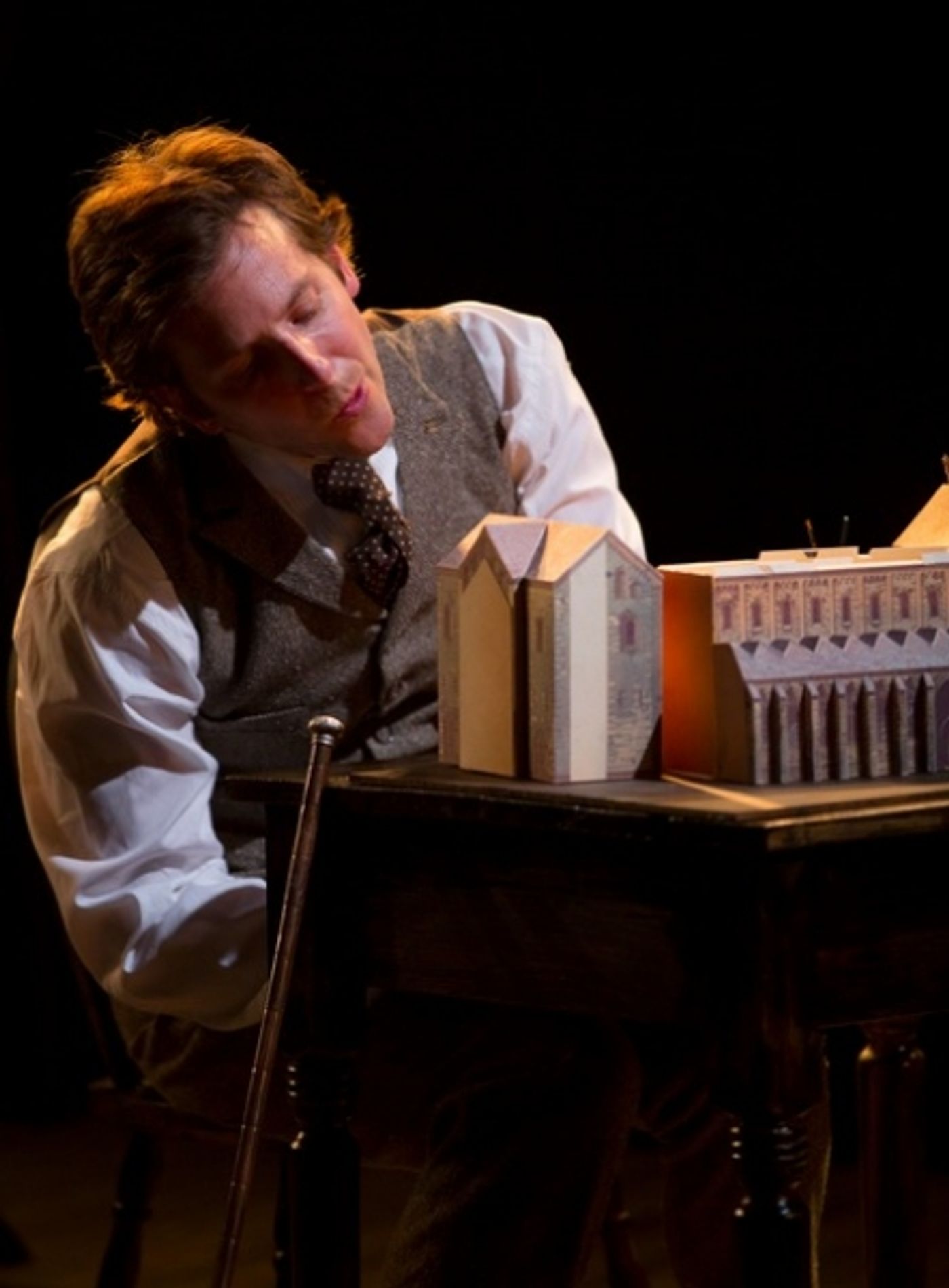 Photo Flash: Bradley Cooper, Patricia Clarkson and More in THE ELEPHANT MAN at Williamstown Theatre Festival  Image