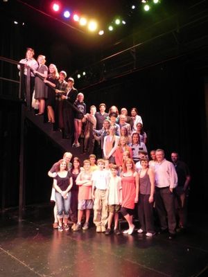 Hunter Foster with the URINETOWN Cast and Creative Team @ BroadwayWorld Hunter Foster with the URINETOWN Cast and Creative Team Photo