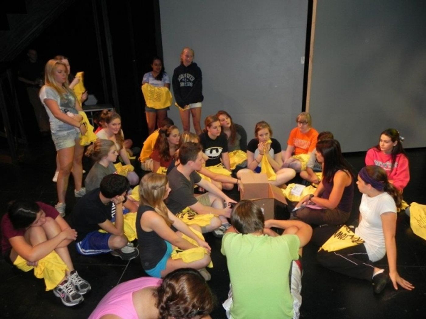 Photo Flash: Hunter Foster Visits URINETOWN Workshop at STAGES St. Louis' Performing Arts Academy Photo Flash: Hunter Foster Visits URINETOWN Workshop at STAGES St. Louis' Performing Arts Academy Image