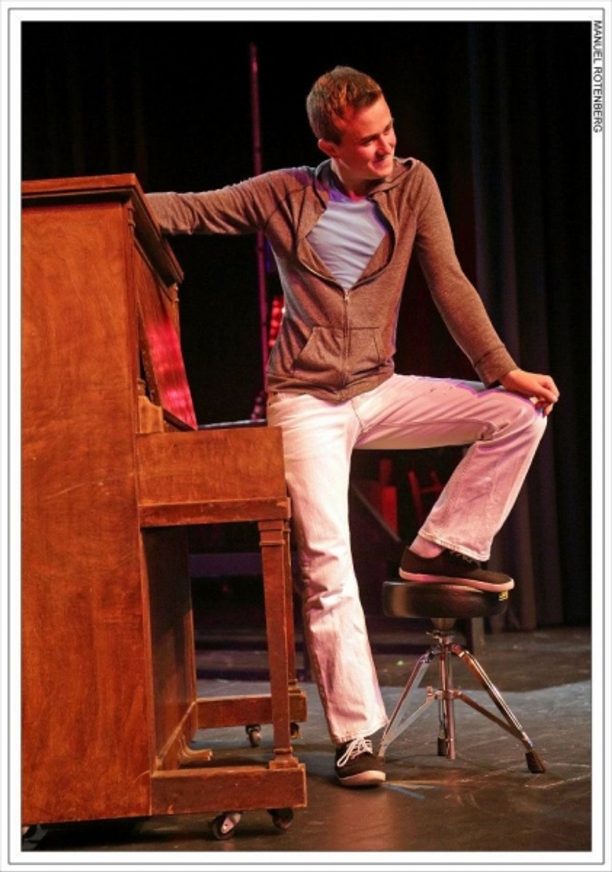 Hunter Schwarz as Mark at 