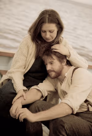 Elspeth Turner and Gregory Thomson @ BroadwayWorld Elspeth Turner and Gregory Thomson Photo
