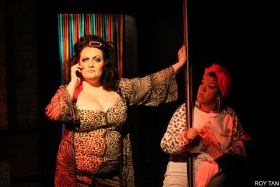 Suzie Chard (Clodagh), Beverley Rudd (Dana) Photo