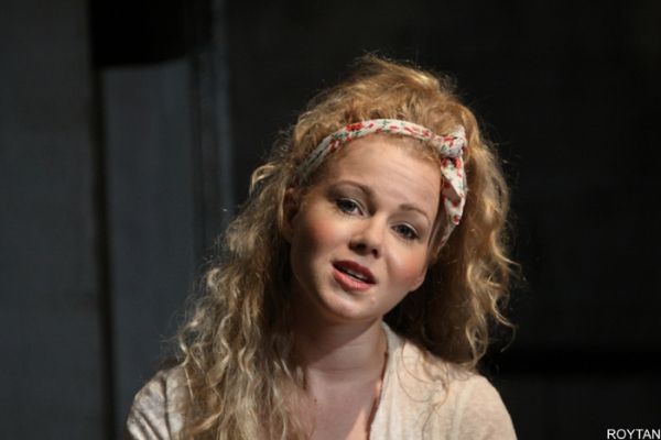 Amy Lennox (Velcro) Photo
