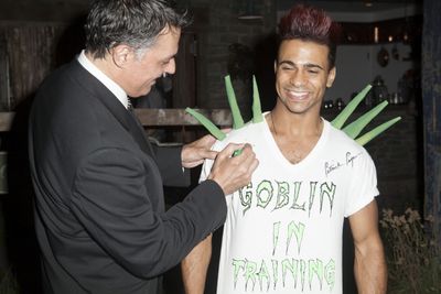 Robert Cuccioli and a cast member Photo