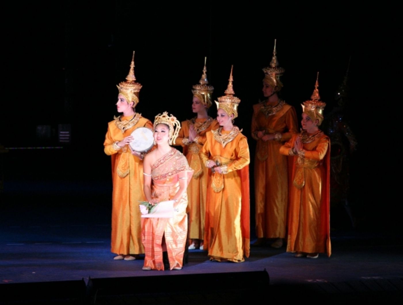 Photo Flash: First Look at Laura Michelle Kelly, Kevin Gray in the Muny's THE KING AND I  Image
