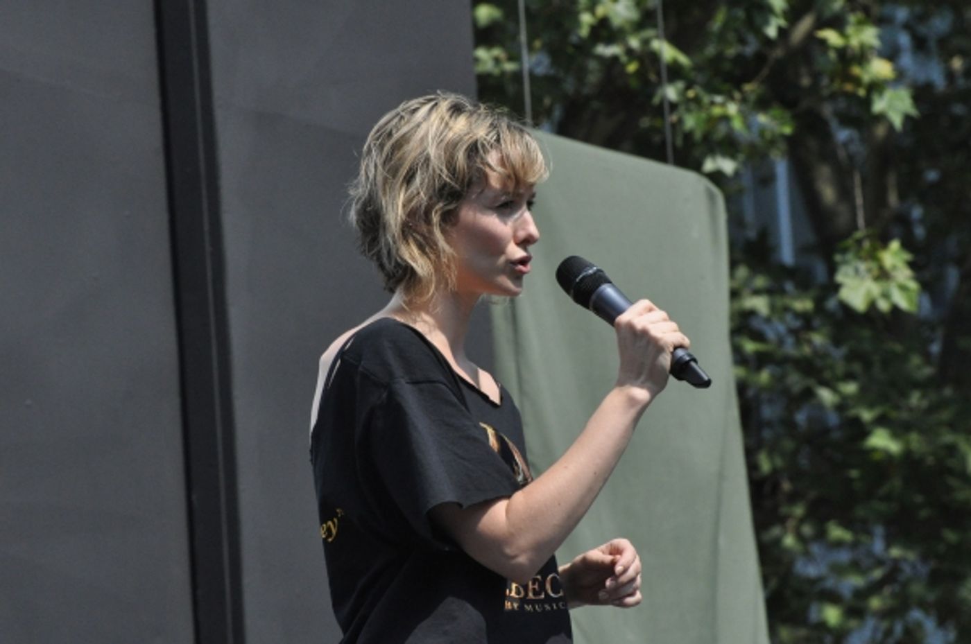 Photo Coverage: NEWSIES, REBECCA and More Perform at Broadway in Bryant Park!  Image