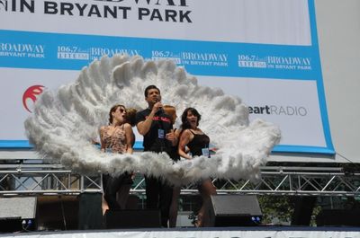 Tony Yazbeck and the cast of Chicago Photo