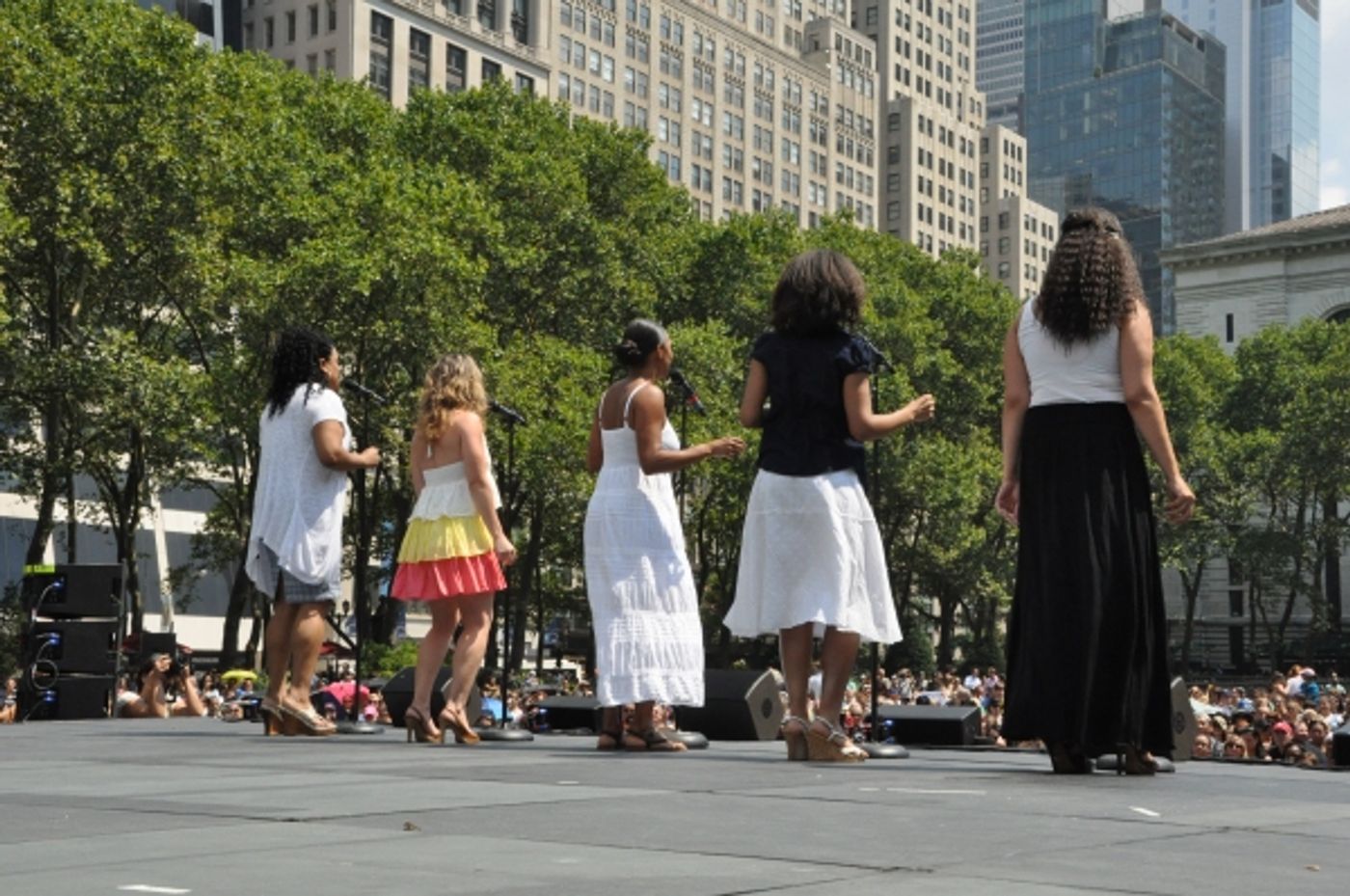 Photo Coverage: NEWSIES, REBECCA and More Perform at Broadway in Bryant Park!  Image