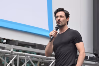 Max Von Essen Photo