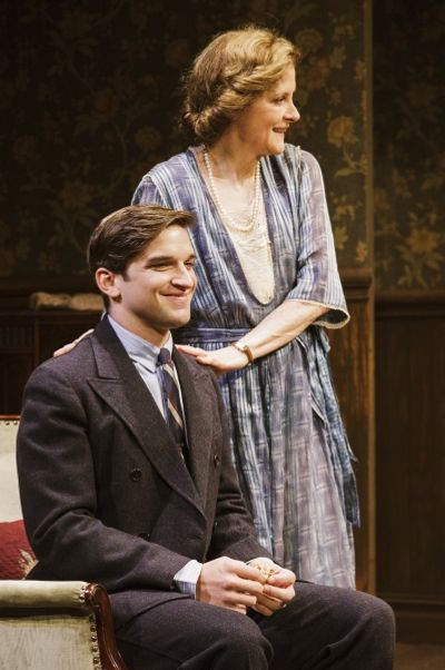  Evan Jonigkeit and Hallie Foote  Photo