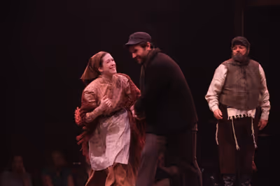 Leah Horowitz, Jordan Bondurant and Bob Amaral as Hodel, Perchik and Tevye Photo