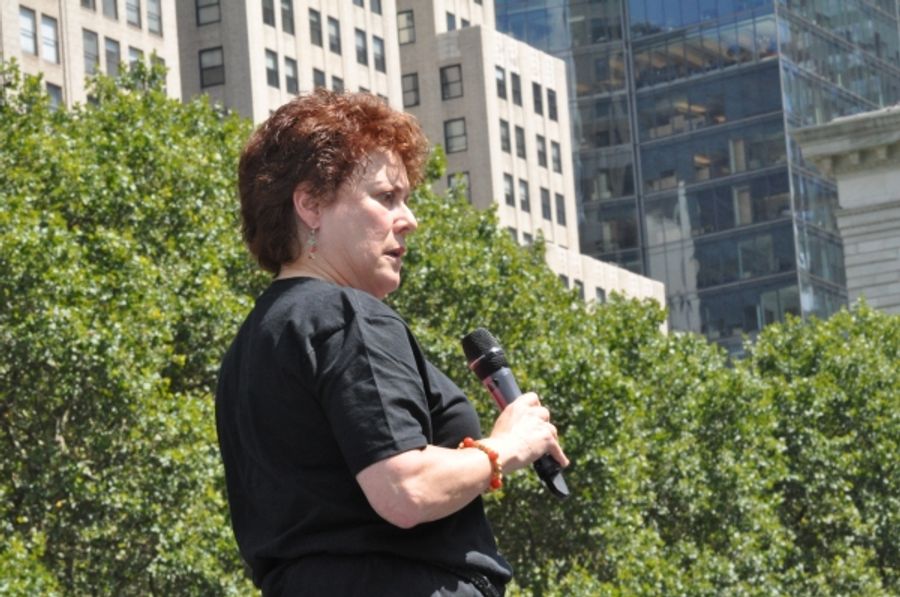 Photo Coverage: NICE WORK, BRING IT ON, and More Perform at Broadway in Bryant Park! Image